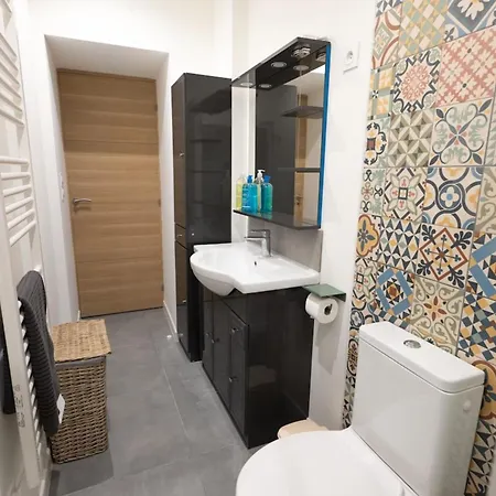 Bardelours 2 Charming With Terrace In The Heart Of The Villag Saint-Bauzille-de-Montmel